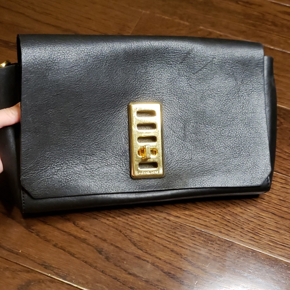 Michael Kors genuine leather crossbody bag/clutch